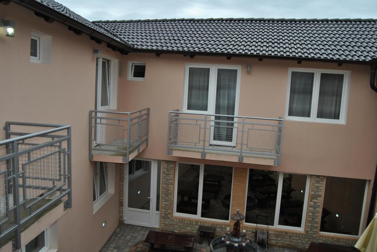 Rooms " Simke " סובוטיקה מראה חיצוני תמונה